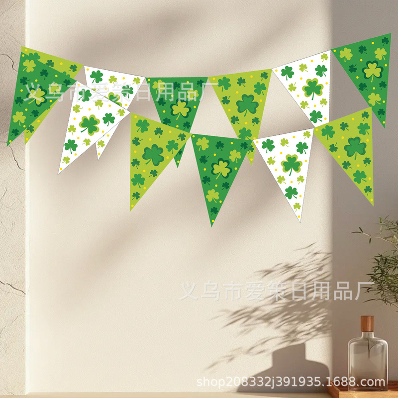 Amazon Saint Pat Triangle Triangle Festival Party Supplies Mask Prom Arrangement Pull Flag Banner Decoration
