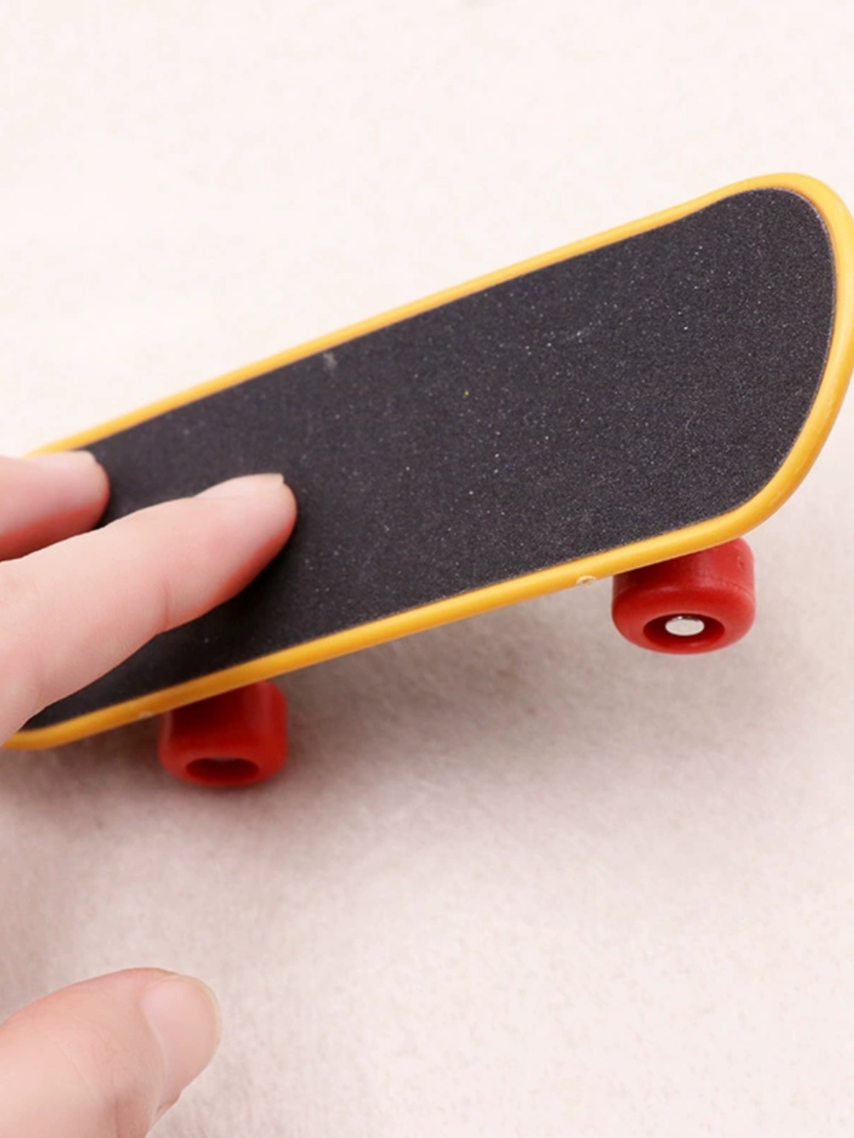 Finger Scooter Mini Desktop Creative Small Gift Decompression Toy Double Rocker Cartoon Balance Skateboard