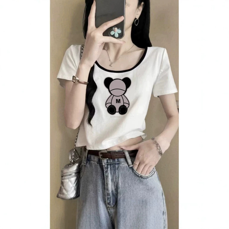 Fashionable niche short-sleeve t-shirt for women, summer 2026 new arrival, low-neck, collarbone-revealing, cropped top Fashionable niche short-sleeve t-shirt for women, summer 2026 new arrival, low-neck, collarbone-revealing, cropped top