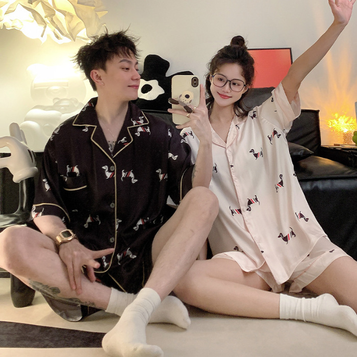 Mickey pareja pijama de mujer verano de manga corta seda hielo japonesa inns lindos gran seda ropa de hombre para el hogar