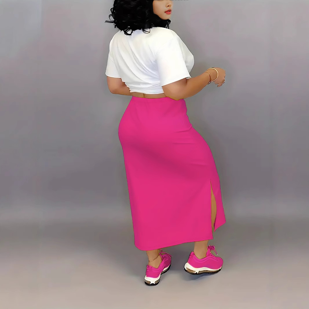 Women's plus Size Slim Fit Set round Neck Short Sleeve Top with English Print And Solid Color Skirt with Slit for Summer Outings And Commutes_voghion.com
