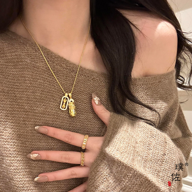 xiaohongshu popular weixue same style vajra pi xiu pendant 2024 new fashion matching item necklace