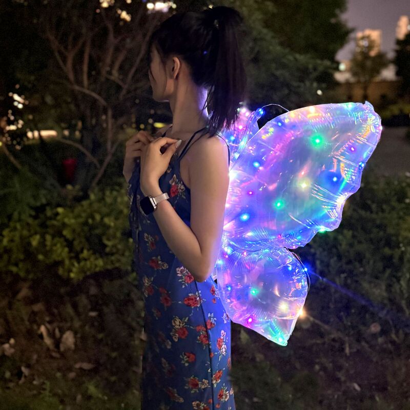 光るカラフルな蝶のバルーン誕生日パーティーの雰囲気の装飾写真の小道具ナイトマーケットの屋台のプロモーション用品|undefined