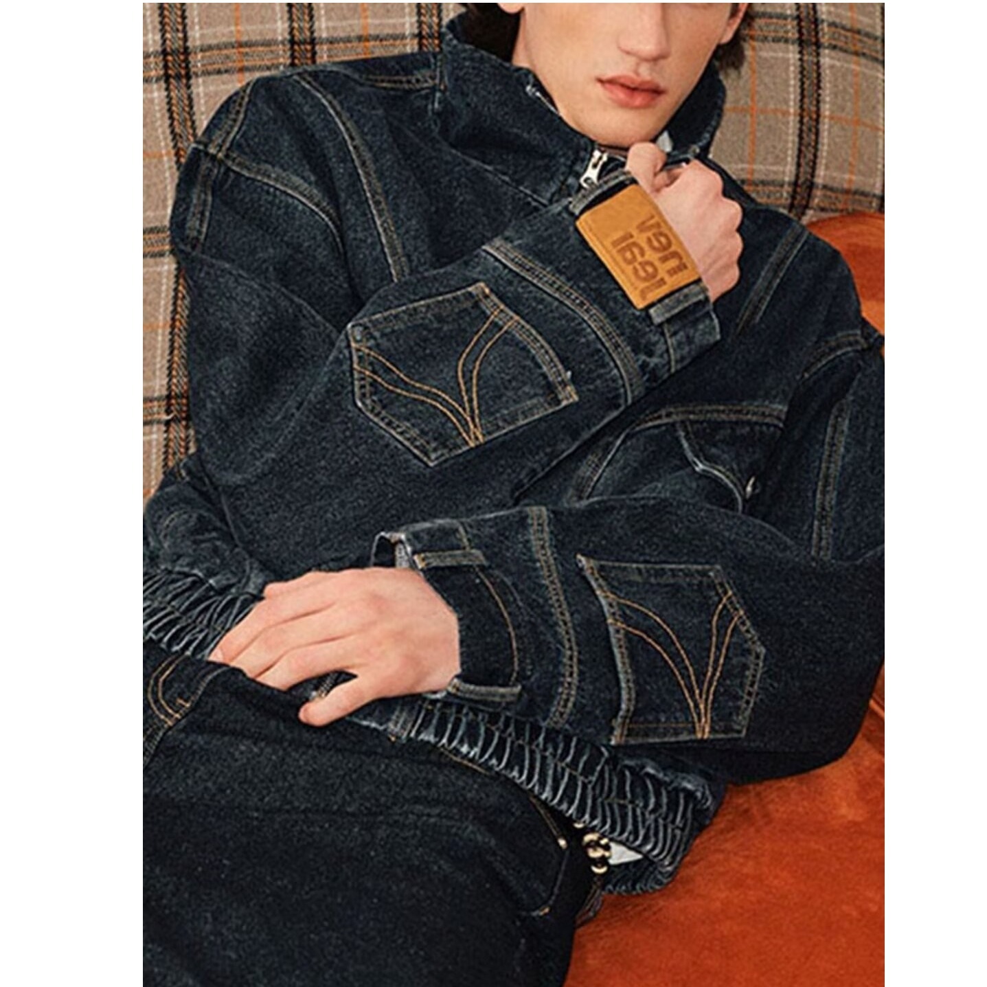 Washed Denim Jacket With Stand Up Collar For Men High Street Style_voghion.com