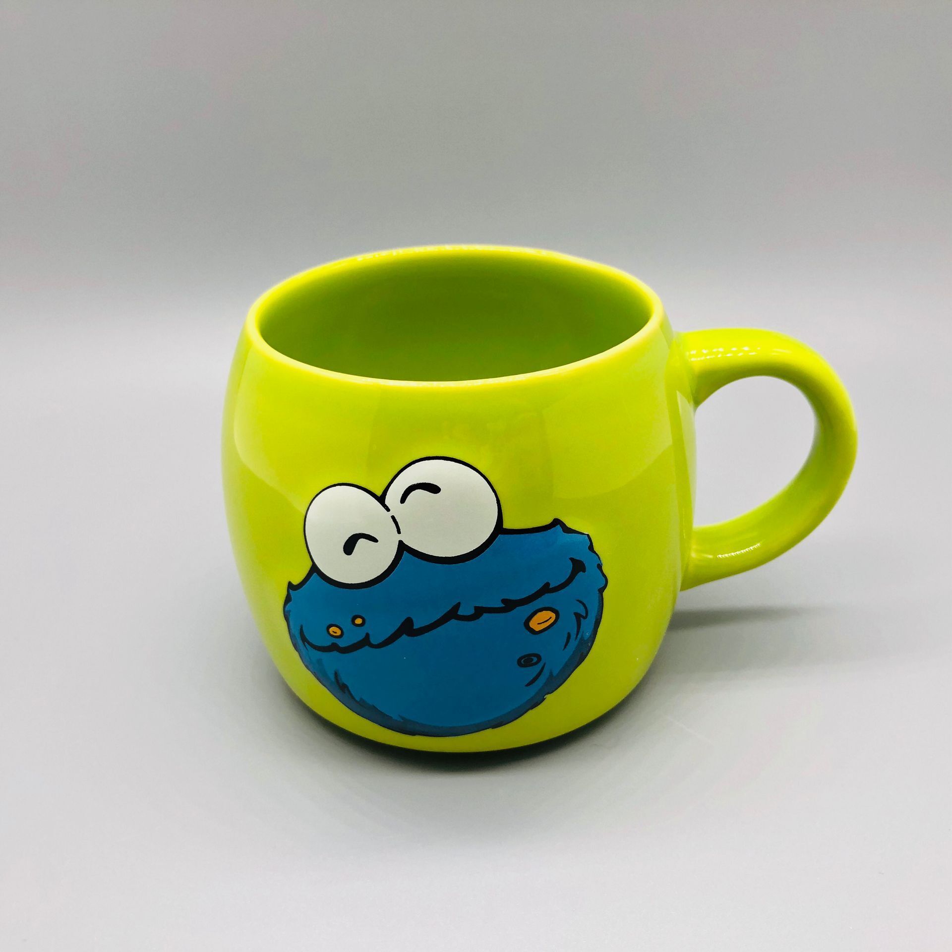 Japonés lindo Sesame Street pareja de dibujos animados taza Aimo taza agua gran capacidad leche