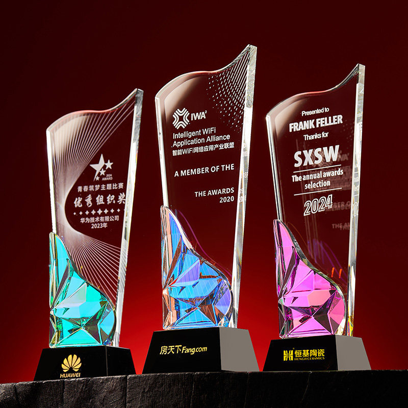 Trofeo de Cristal y Metal con Estrella de Cristal Artificial Tallado Personalizado para Premiación image 32
