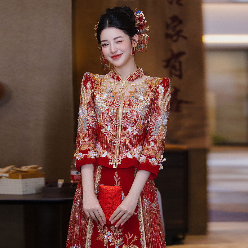 High-End Xiuhe Wedding Dress 2026 Spring/Summer New Style Bride's Traditional Chinese Wedding Gown, Luxurious and Elaborate Xiuhe Dress for the Toast Ceremony High-End Xiuhe Wedding Dress 2026 Spring/Summer New Style Bride's Traditional Chinese Wedding Gown, Luxurious and Elaborate Xiuhe Dress for the Toast Ceremony