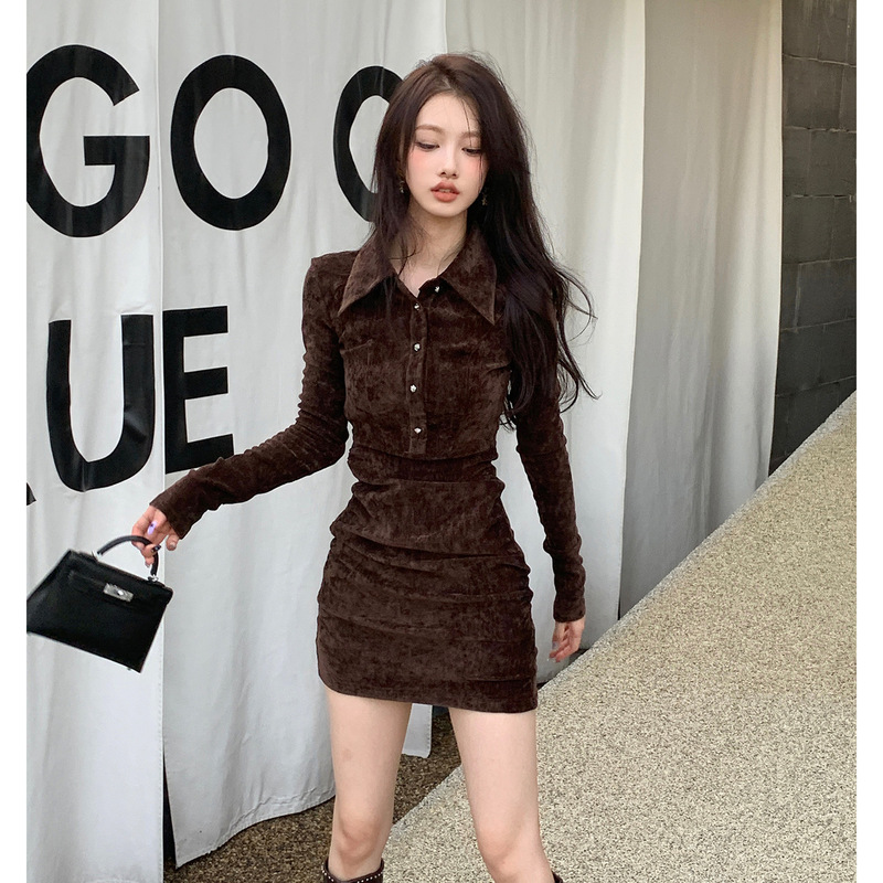Maillard Fragrant Style Golden Velvet dress Women's Spring and Autumn High-end Tight Waist Slimming Elegant Polo Hip Skirt Maillard Fragrant Style Golden Velvet dress Women's Spring and Autumn High-end Tight Waist Slimming Elegant Polo Hip Skirt