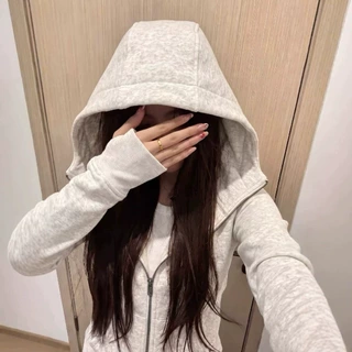修身卫衣外套女款秋季正肩收腰短款紧身上衣连帽开衫薄款2026新款