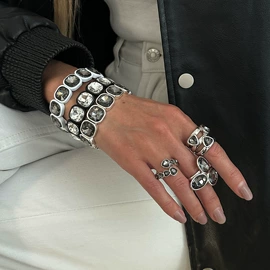 项链;手镯;手链