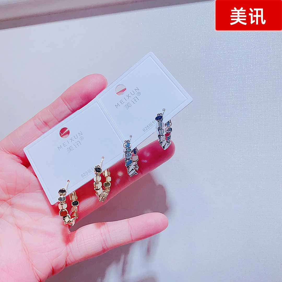 76696美讯耳饰韩版简约春夏新款预售几何形耳环长款耳钉混批饰品