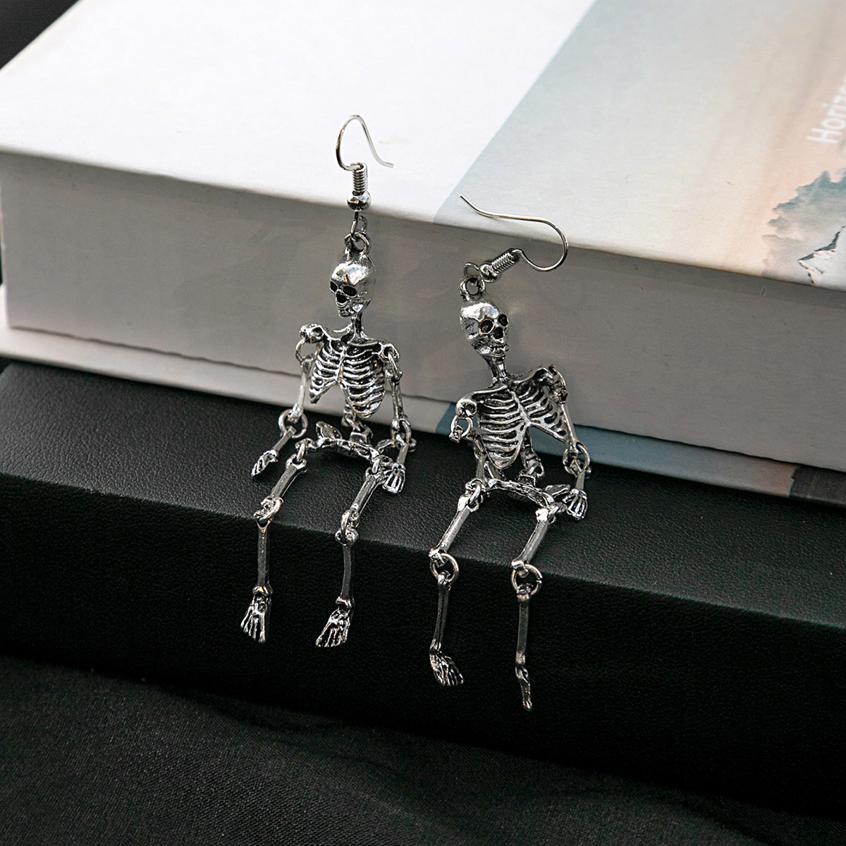 Alloy Material Halloween Festival 1 Pair Halloween Classic Style Solid Color Plating Alloy Drop Earrings