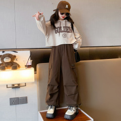 2024 New Style Girls' Autumn Sweatshirt Set: Chic Casual Long-Sleeve T-Shirt and Overalls Two-Piece Trendy Outfit