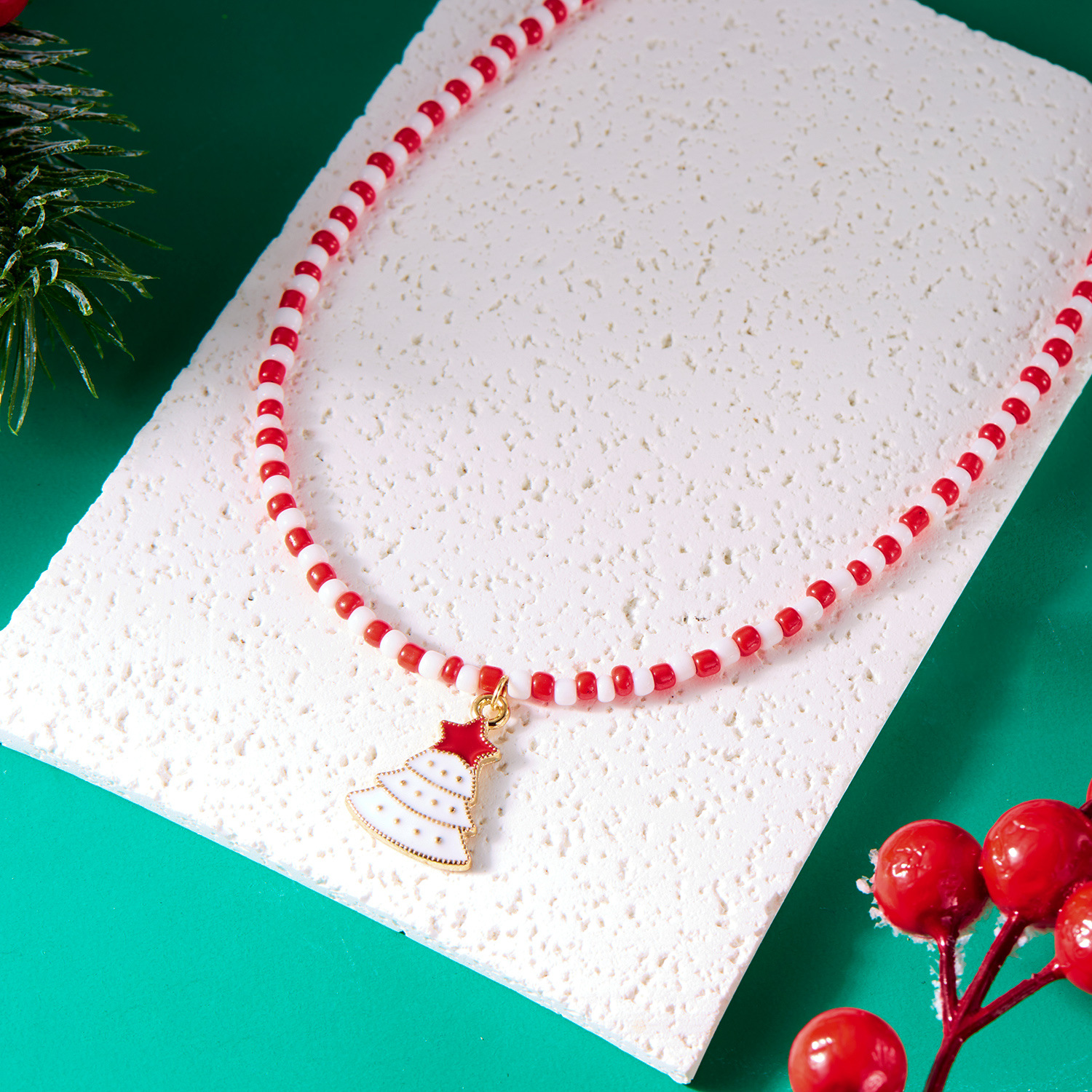 nouveau collier de perles fait main à la mode et polyvalent collier de perles de riz de sapin de Noël Père Noël femme_voghion.com