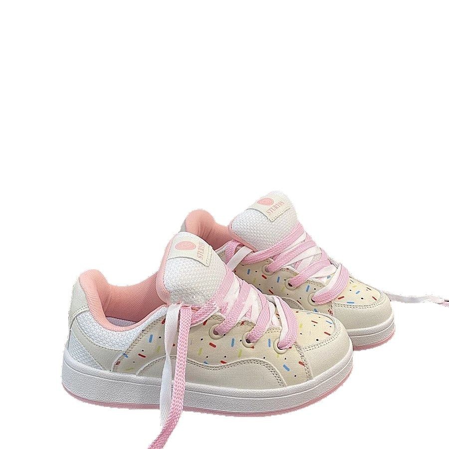 Pequeños zapatos blancos primavera y otoño 2025, nuevos zapatos de pan de color rosa, zapatos de skate de moda casuales para mujeres