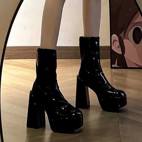 Сетка красная толстая подошва с толстым каблуком сапоги женская 2023 осень новая мода ножки тонкие тощие сапоги лакированная кожа супер высокие каблуки Мартин сапоги