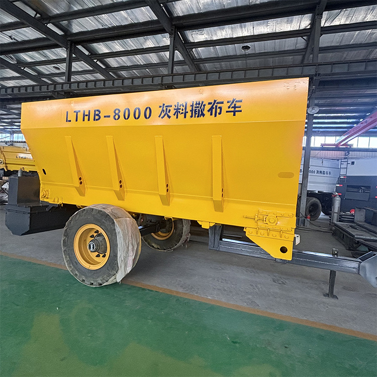 施工现场撒布车 罐装水泥白灰撒布机 撒灰速度快 效率高