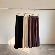 日系~主线鱼鳞压褶柔软垂顺大裤腿飘逸灵动松紧腰裙裤女三色入019