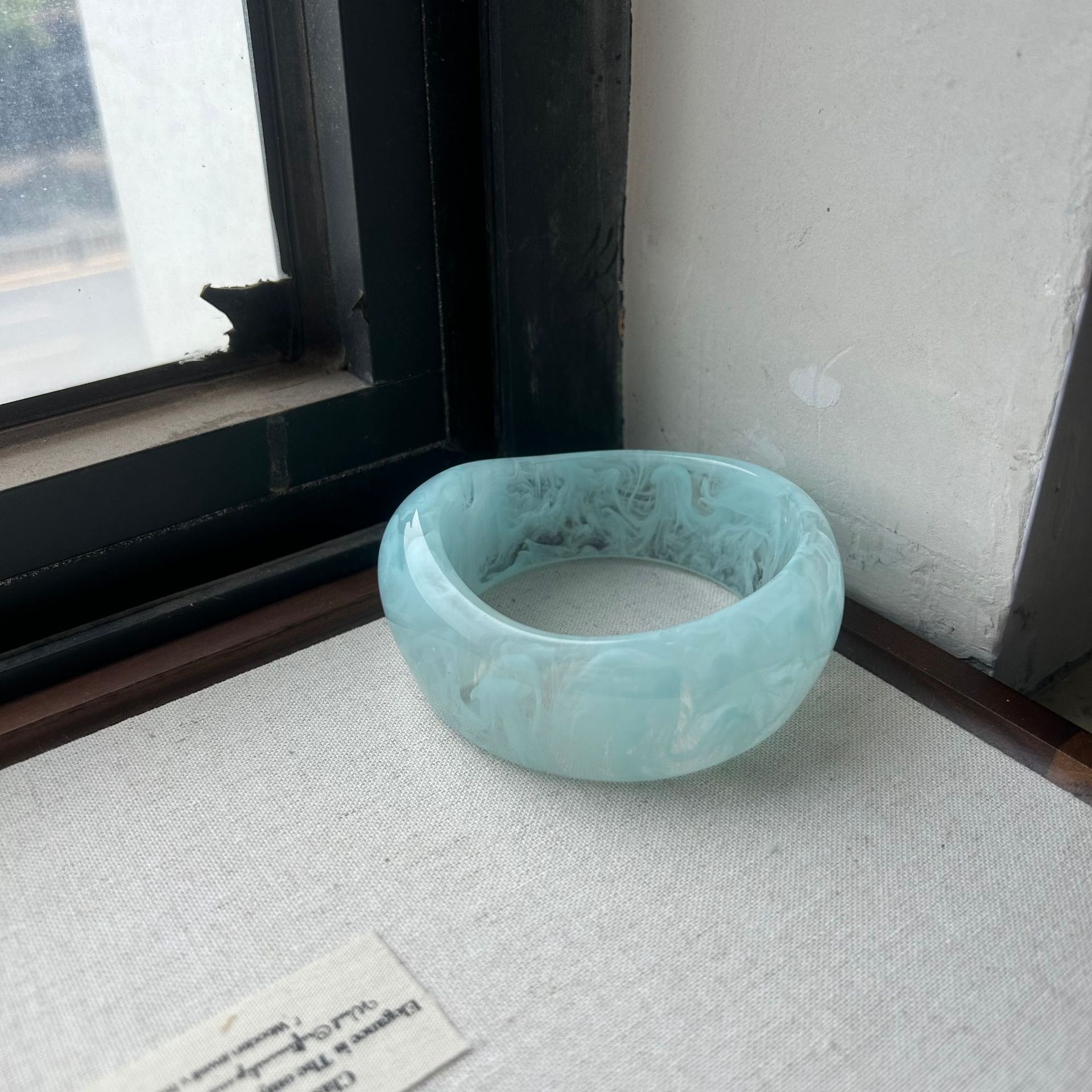 Transparent blue (inner diameter 66.8, weight 67.2 grams)
