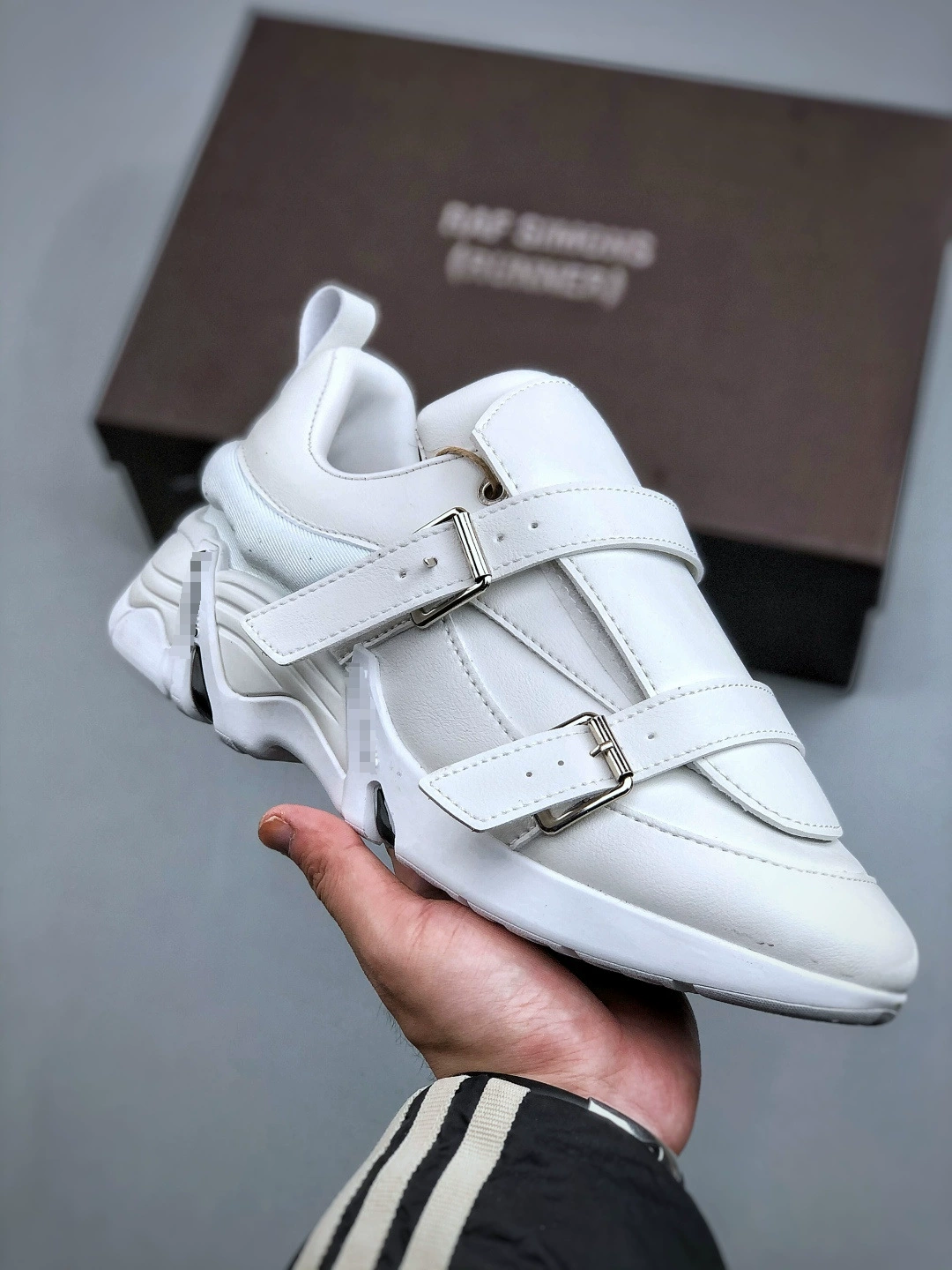Кеды‑«dad shoes» (RAF Cylon‑21) совместная модель Simons, цветовая подборка, массивная подошва