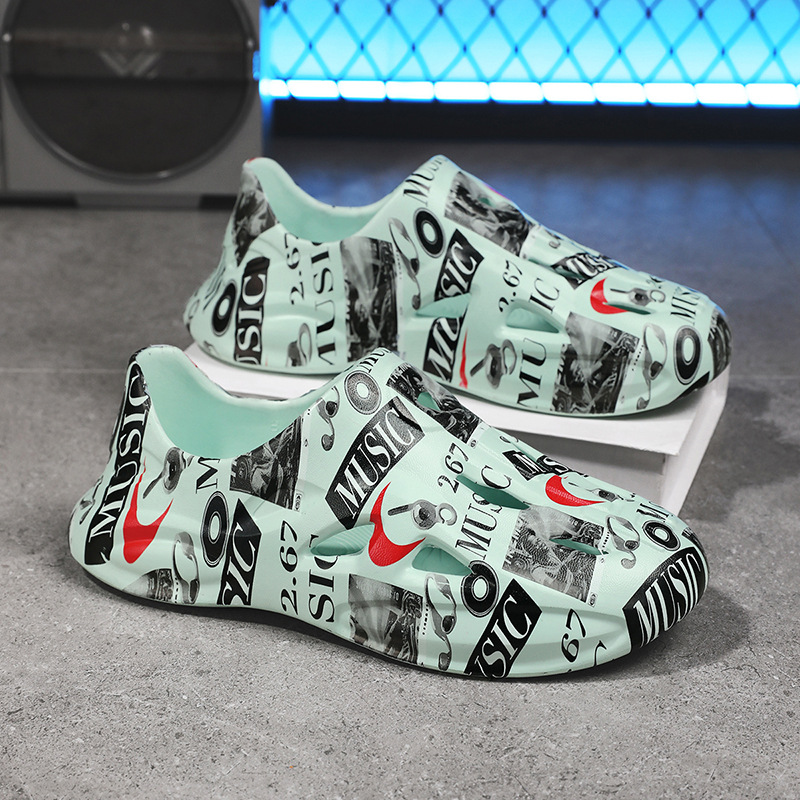 Zapatos con agujeros de coco, sandalias de graffiti para hombres y mujeres, ropa exterior EVA, suela gruesa, zapatos de mierda, zapatos de playa, sandalias para hombres