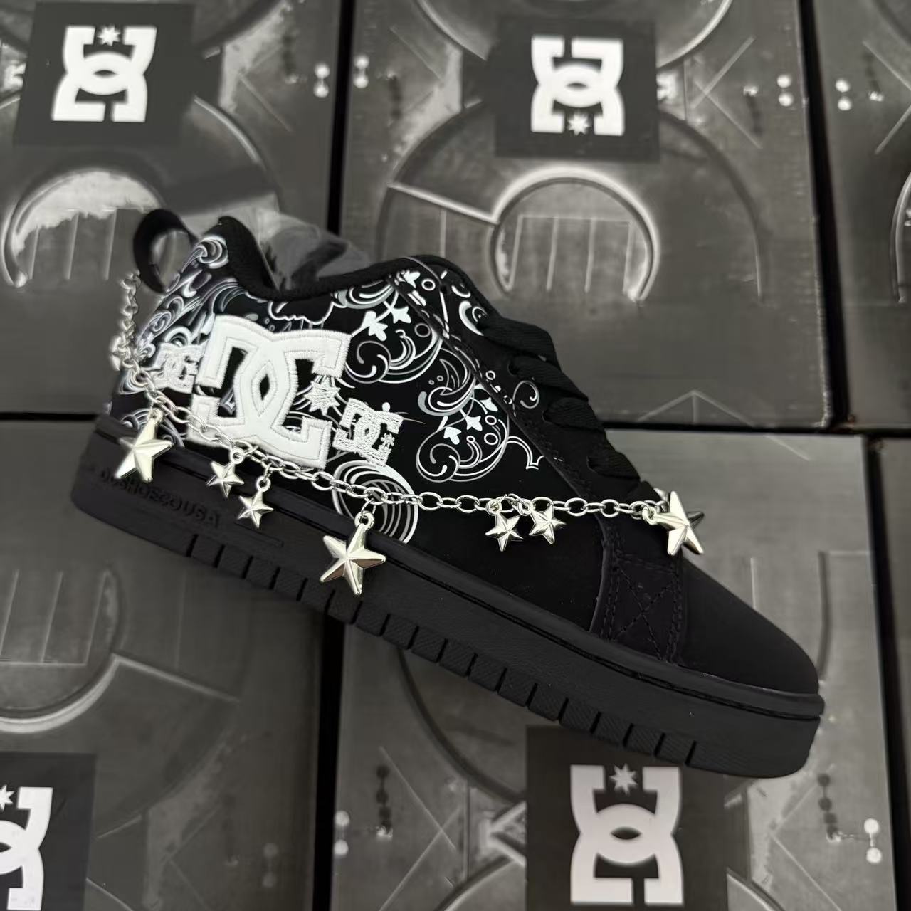 Cross-Border Dc Shoes Sneakers for Men and Women, European and American Style, Durable Casual Sports Shoes, Commuter Trendy Shoes, Dc Shoes