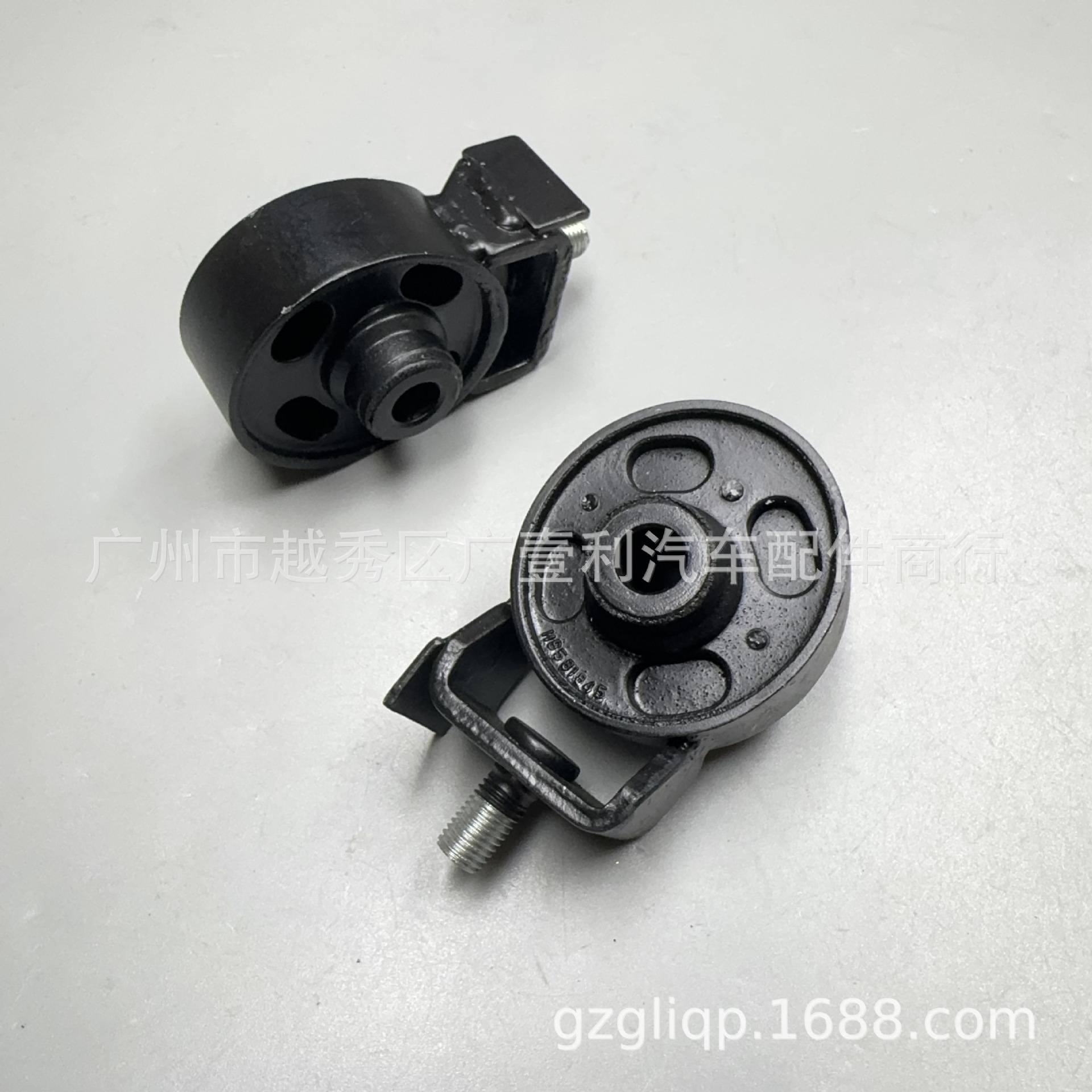 Applicable MB581845 MR353470 MR210217 V31 V32 V33 V43 wave box machine foot glue