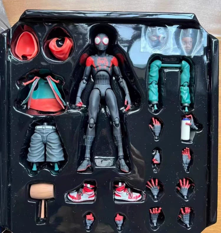 Marvel SHF Spider -Man Parallel Universe 2 Capital Cosmic Miles Move Box Model Model