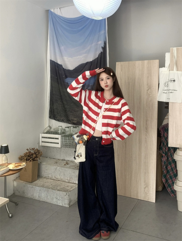 甜美风红白条纹长袖针织衫女2025秋季新款别致显瘦减龄chic上衣|undefined