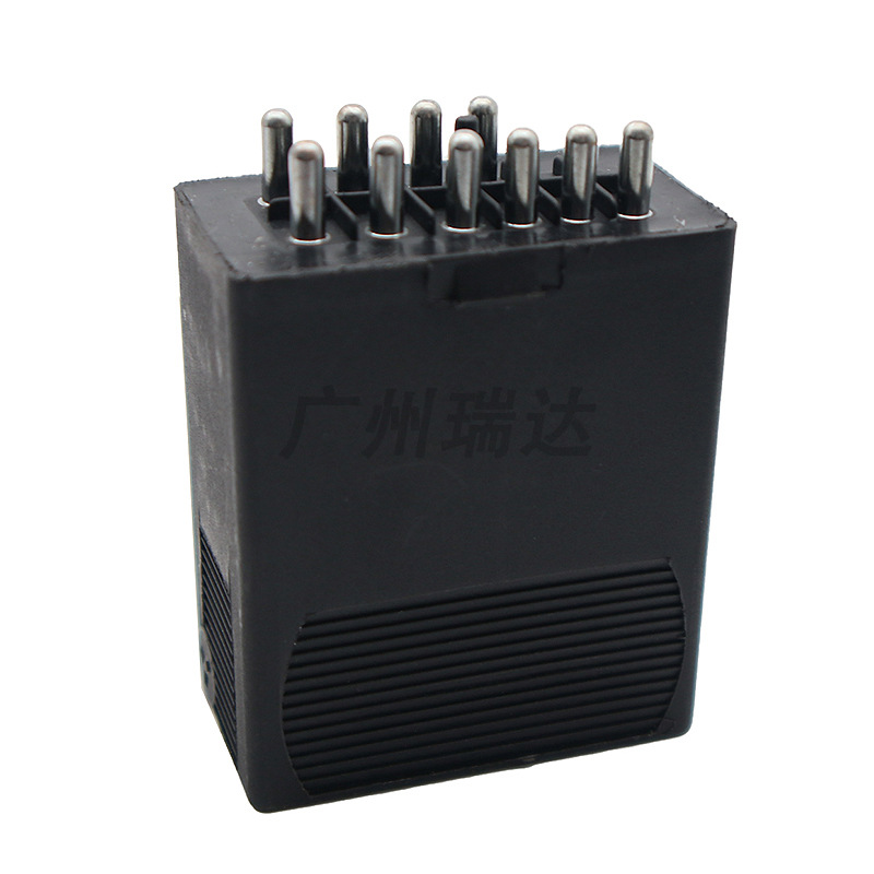 0035452505 es adecuado para el módulo de control de la bomba de combustible de Mercedes-Benz en stock al por mayor