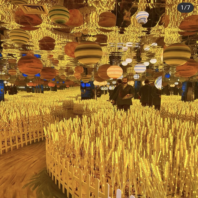 Maisui Ocean scenic spot Internet celebrity punch-in project indoor parent-child interactive starry sky art gallery glass mirror maze Maisui Ocean scenic spot Internet celebrity punch-in project indoor parent-child interactive starry sky art gallery glass mirror maze