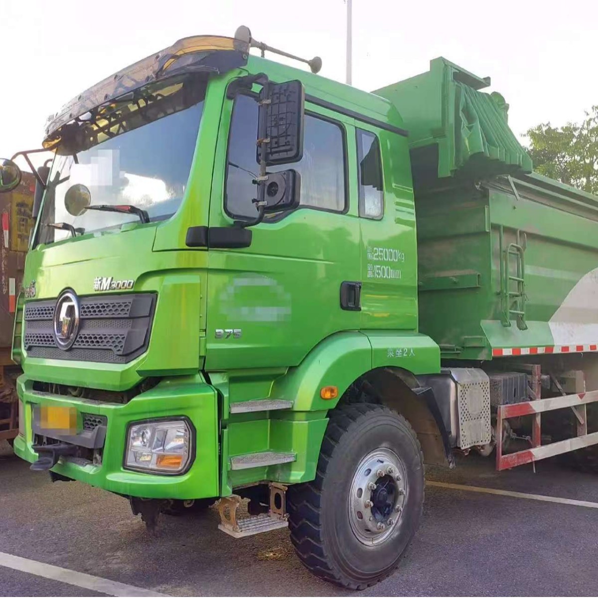 Shaanxi Automobile Delong Dump Truck, Construction Material Transport Vehicle, 371 Horsepower Earthmoving Truck