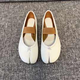经典柔软平底分趾鞋2024新款纯色真皮时尚休闲女士鞋women flats