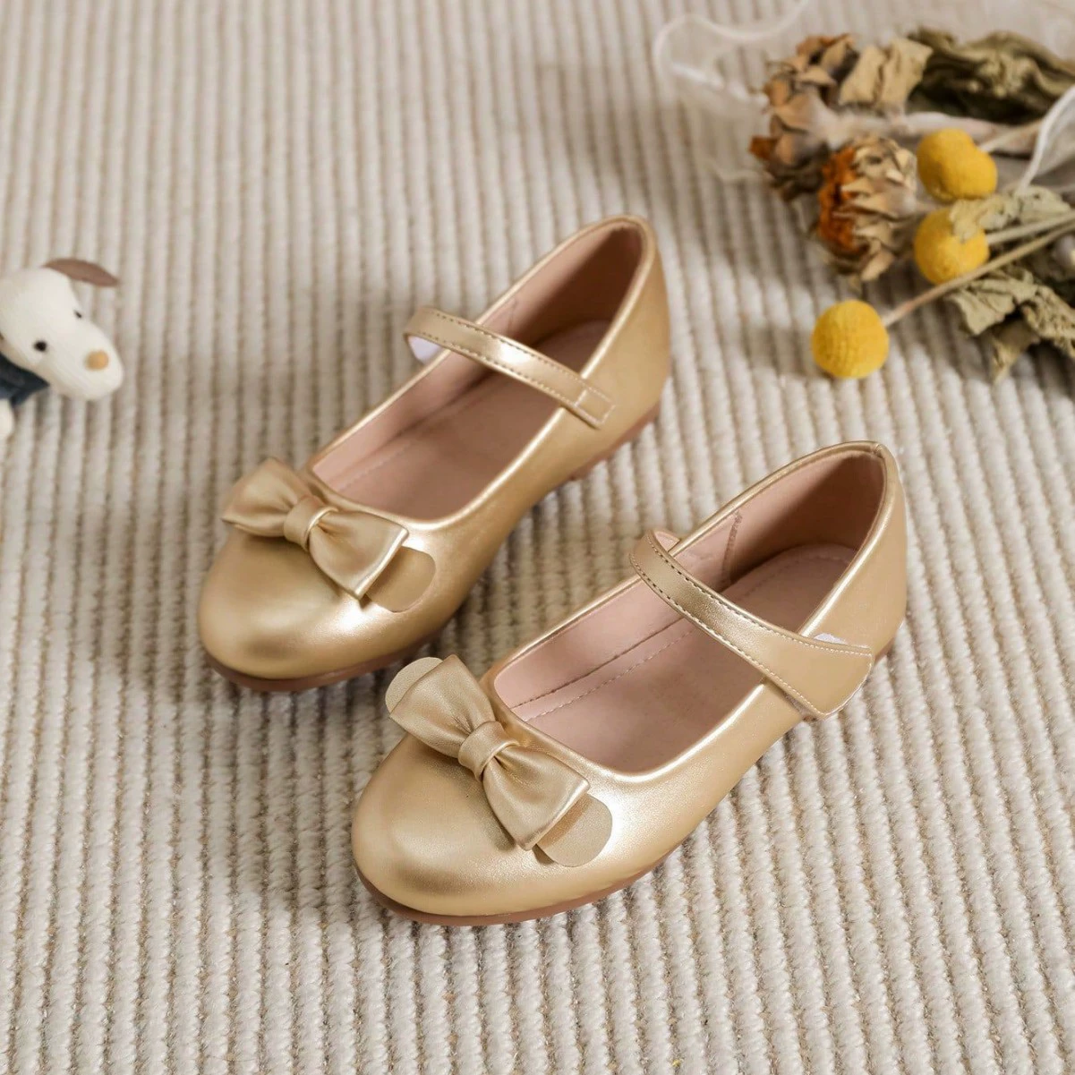 Трансграничная внешняя торговля Французские банты иностранные девушки плоские кожаные туфли модные дикие слова