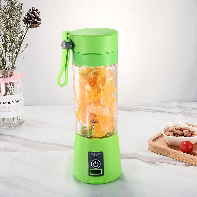 Taza de jugo eléctrica mini transfronteriza recargable taza de jugo portátil soporte de distribución