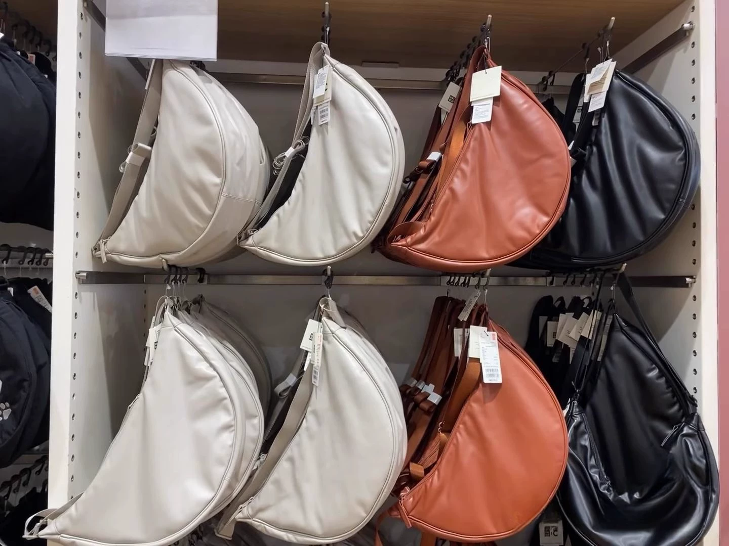 Кожаная сумка для пельменей на одно плечо 2023PU Легкая изогнутая сумка для плеча 462420