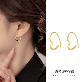 戒指;耳钉;手链