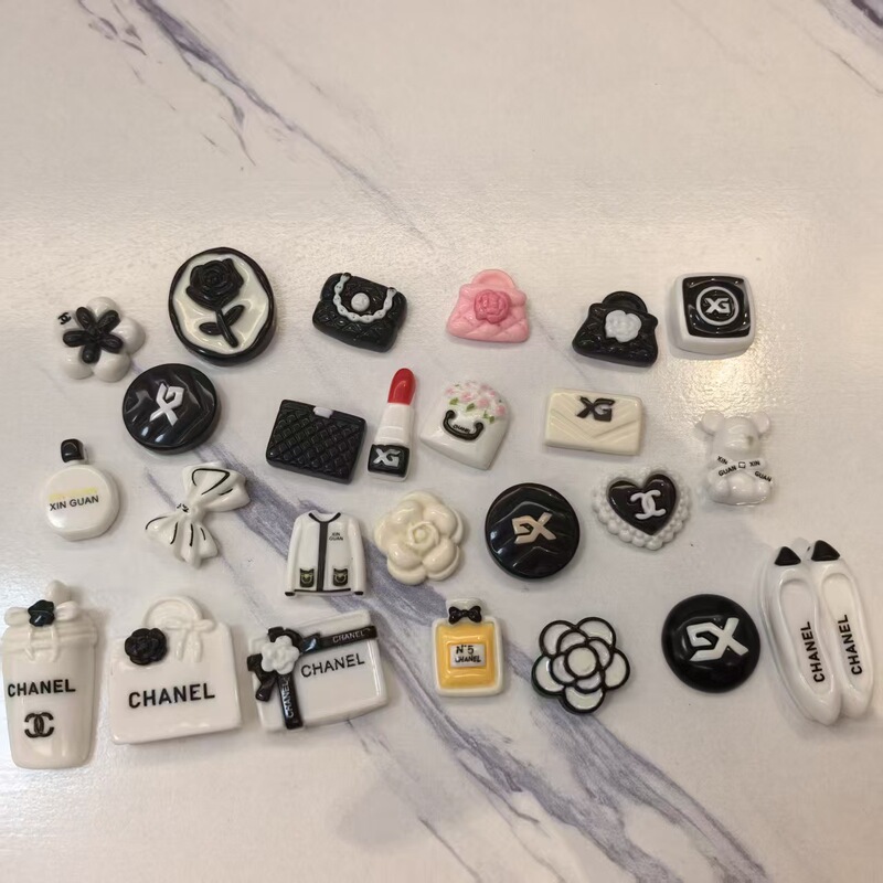 High-End Big-Name Bags, Perfumes, Lipsticks, Black and White Series, Resin Flowers, Bows, Korean-Style Dolls, Resin Jewelry Accessories