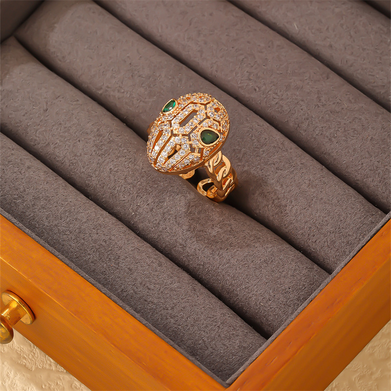 Parure de bijoux serpentine pleine de diamants, bague bracelet en zircon, personnalité de luxe légère, tête de léopard de l'industrie lourde_voghion.com