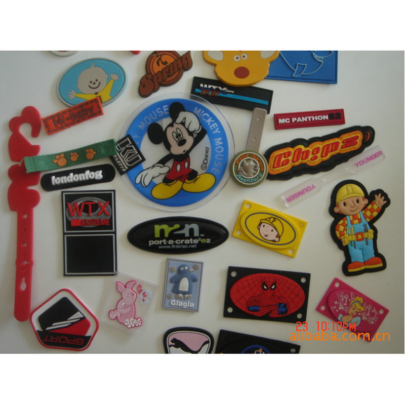 环保亮丽户外服饰配料丝印高周波商标皮牌植胶七彩反光标皮标胶标