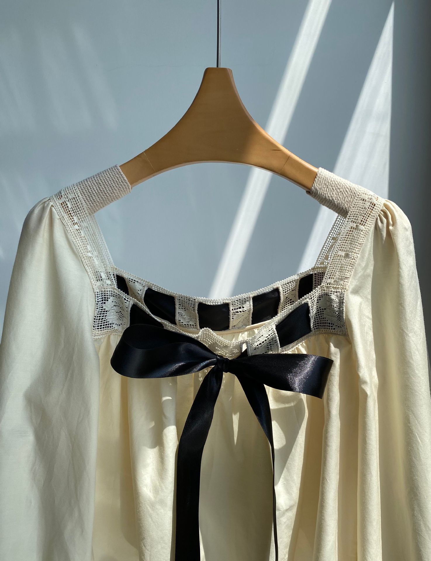 Bow square collar 20.jpg