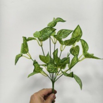 5 horquilla colgante de pegamento colgante de pared de plantas de simulación 7 horquilla pequeño haz de papas verdes hojas de papas decoración de pared interior colgante verde falsa