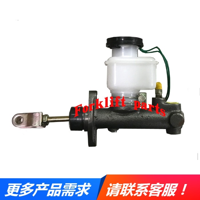 Komatsu小松叉车配件FD15-16/17代刹车总泵制动主缸3EB-36-31281