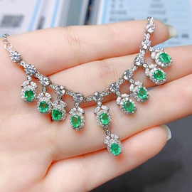 宝石手饰;宝石项饰;宝石耳饰