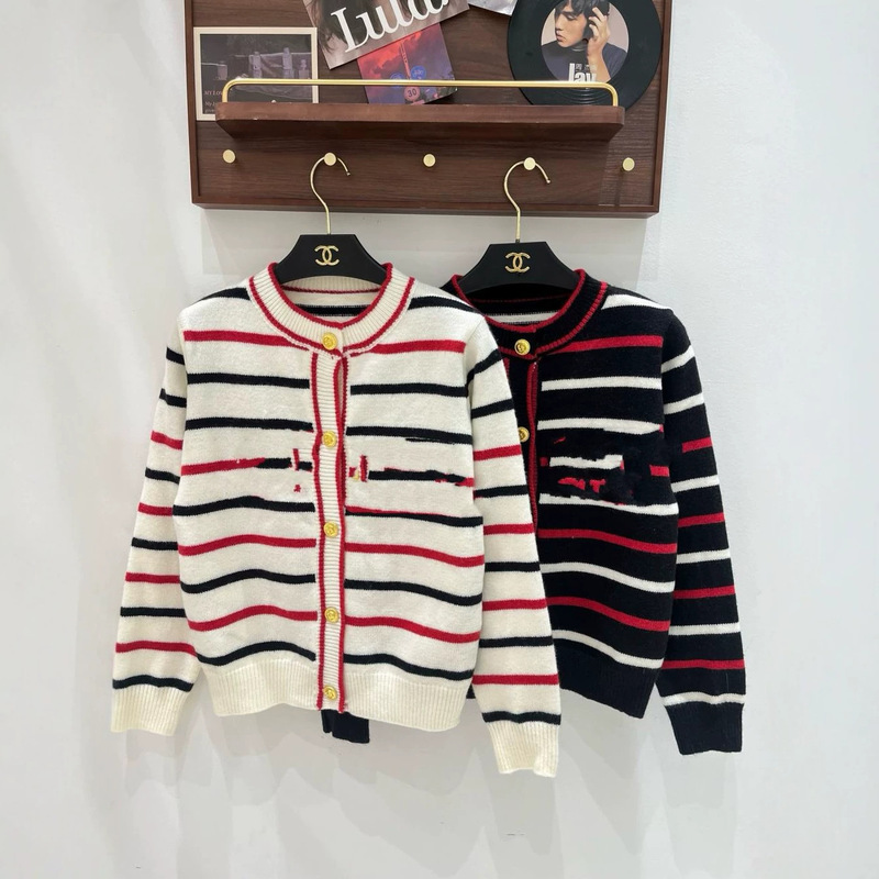 Nanyou Women's Knitwear European Style High-Quality Early Autumn New Color-Block Striped Letter Knit Long-Sleeve Cardigan Nanyou Women's Knitwear European Style High-Quality Early Autumn New Color-Block Striped Letter Knit Long-Sleeve Cardigan