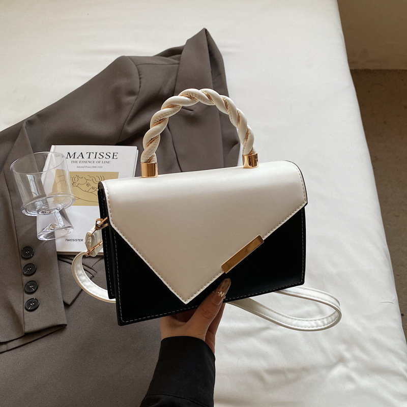 Korean Style Simple Hand Carrying Shoulder 2025 New Fashionable Crossbody Stitching Contrast Color Small Square Bag Portable Crossbody Commuter Women
