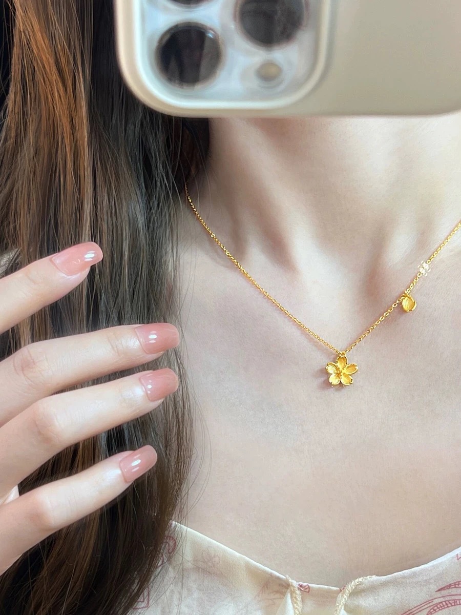 Little Red Riding Book Same Style Cherry Blossom Necklace Live Fashion Simple Elegant One Set Chain Sand Gold Flower Clavicle Chain_voghion.com