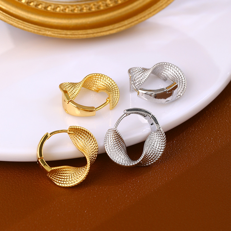 Elegant Gold Plated Mobius Stud Earrings For Women Luxury Style_voghion.com