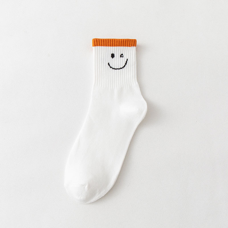 Calcetines de mujer de otoño e invierno a media pantorrilla estudiante de dibujos animados blanco oso letras del arco iris encantadora cara sonriente a rayas deportes estilo coreano calcetines de mujer