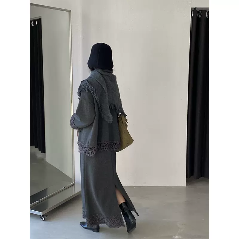 江左 加绒蕾丝套装 花边拼接长袖卫衣女+高腰开叉半身裙冬 25330